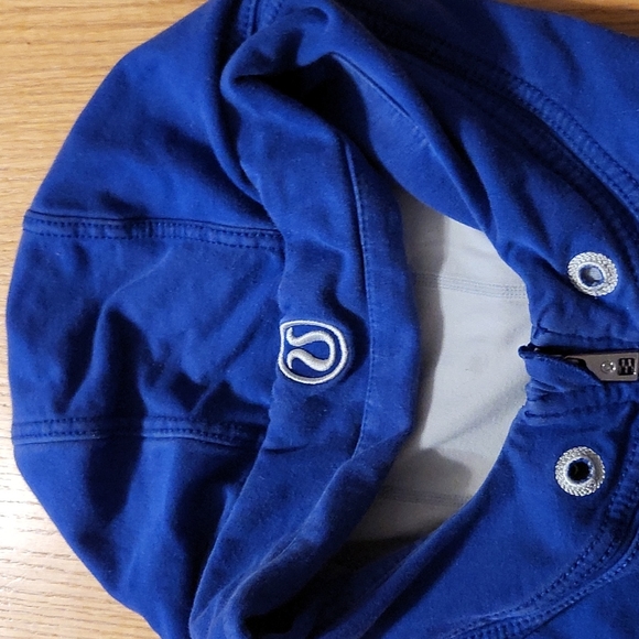 Lululemon Hooded Jacket Size 4 Dark Blue - Picture 5 of 8